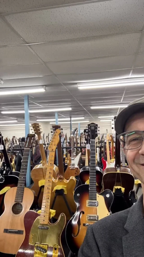 Guitar auctions. Wish I had the cash!!!